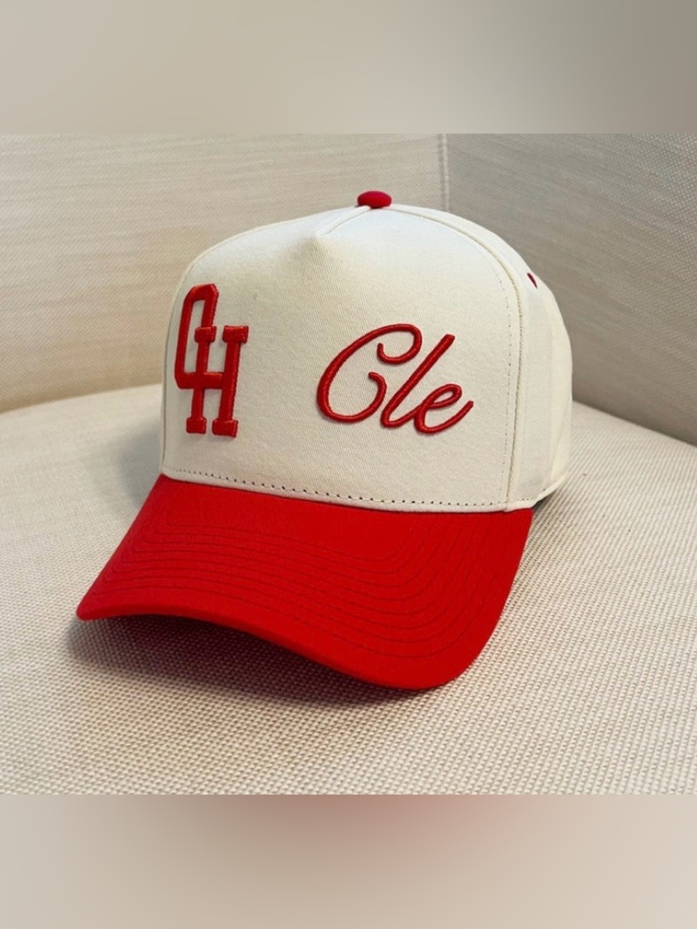 Cleveland Ohio White and Red 'Cle' Script Baseball Cap.  Unisex